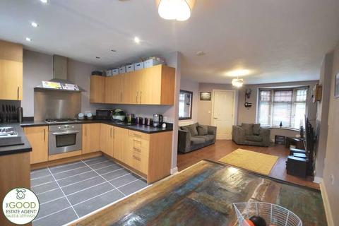 4 Abbey Close, Bolton, BL3 3GY