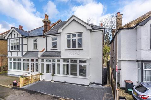 7 Holligrave Road, Bromley, BR1 3PJ