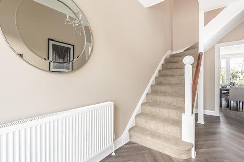 7 Holligrave Road, Bromley, BR1 3PJ