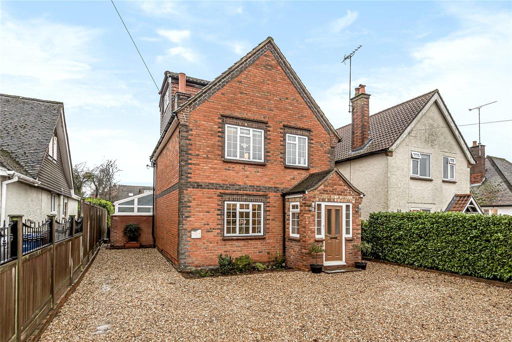 Little Green Lane, Farnham, Surrey, GU9 4 bed detached house £800,000