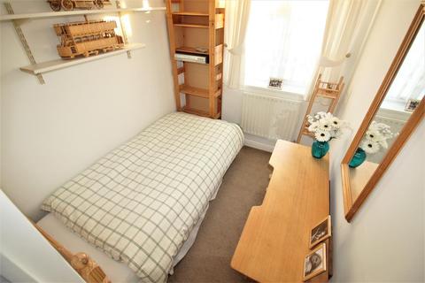 64 Ampleforth Road, London, SE2 9BH