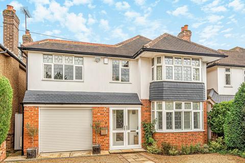 27 Ember Gardens, Thames Ditton, KT7 0LL