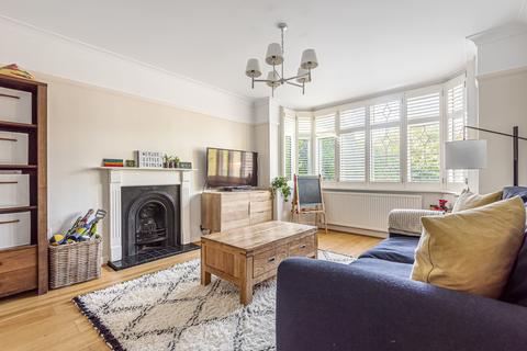 27 Ember Gardens, Thames Ditton, KT7 0LL