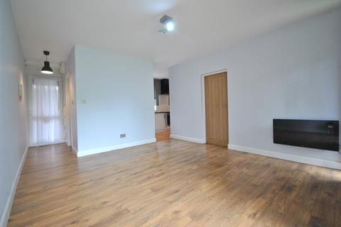 Flat 1, Rydens House Charlesfield, London, SE9 4PS