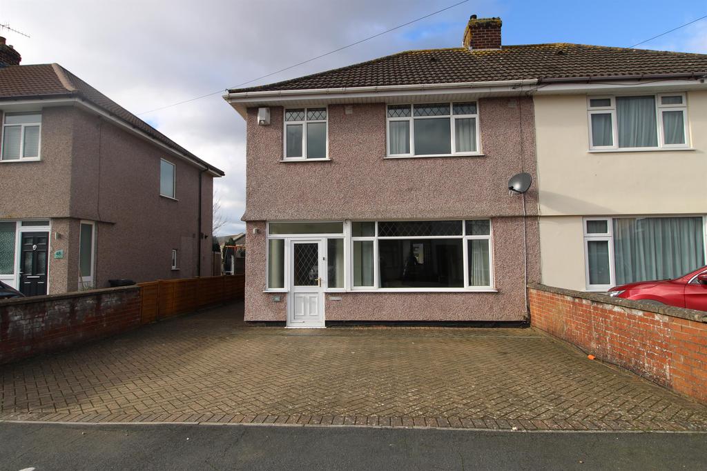 Fanshawe Road, Hengrove, Bristol... 3 bed semidetached house £304,995