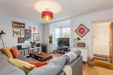 55b Carnarvon Road, Stratford, London, E15 4JW