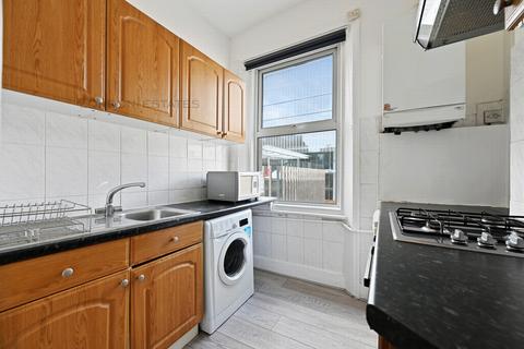 2 bedroom apartment to rent, Praed Street, Paddington, W2
