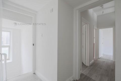 2 bedroom apartment to rent, Praed Street, Paddington, W2