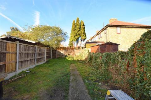 27 Valence Wood Road, Dagenham, RM8 3AT