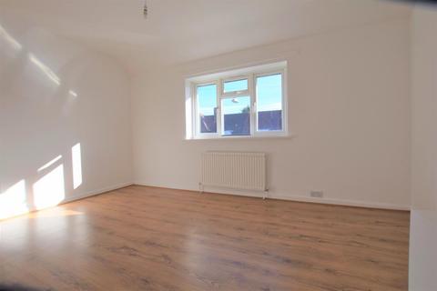 27 Valence Wood Road, Dagenham, RM8 3AT