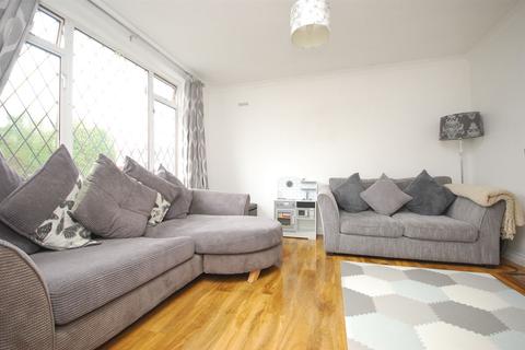 2 Consul Close, Herne Bay, CT6 8EB