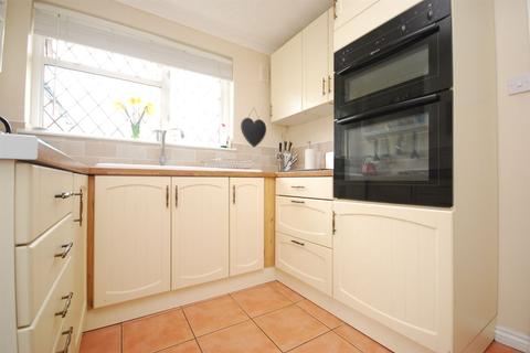 2 Consul Close, Herne Bay, CT6 8EB
