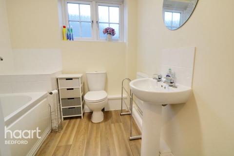 10 Anglia Way, Great Denham, Bedford, MK40 4SD