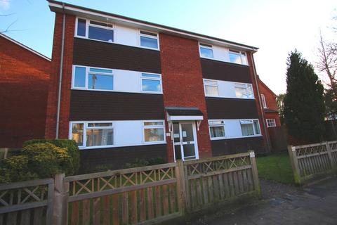 2 bedroom flat to rent, Surbiton Hill Park, Surbiton KT5