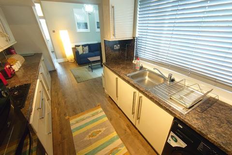 3 bedroom terraced house to rent - Chiswell Street, Liverpool