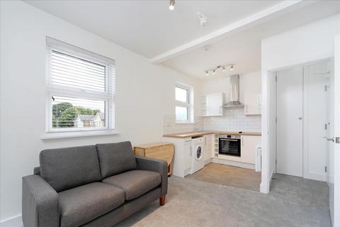 1 bedroom flat to rent, Upper Richmond Road West, East Sheen, SW14
