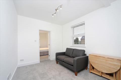 1 bedroom flat to rent, Upper Richmond Road West, East Sheen, SW14