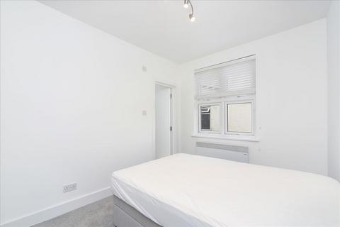 1 bedroom flat to rent, Upper Richmond Road West, East Sheen, SW14