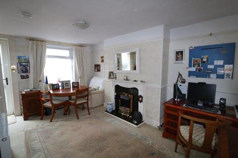 19 Athelstan Road, Tywyn, LL36 9AN