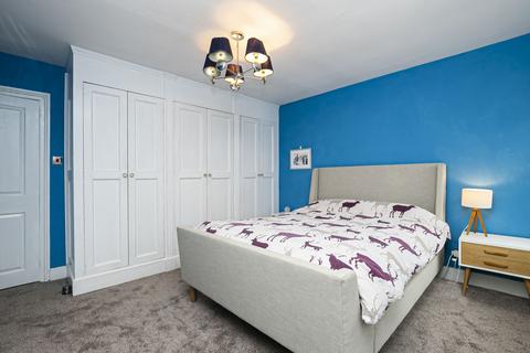 2 bedroom semi-detached house for sale, Alfred Road, Buckhurst Hill, IG9