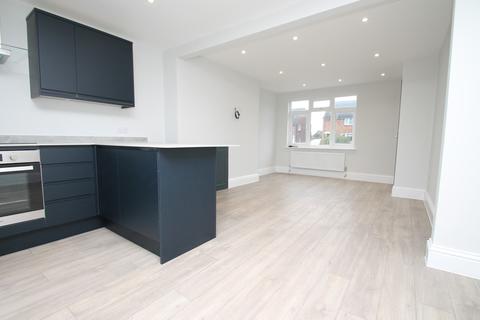 4 Pyms Road, Chelmsford, CM2 8PY