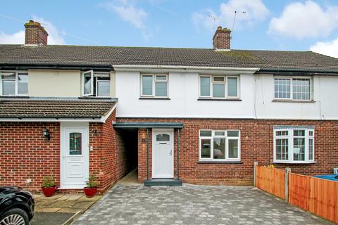4 Pyms Road, Chelmsford, CM2 8PY