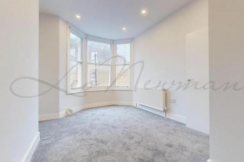 1 bedroom flat to rent, Kenwyn Road, Clapham, SW4