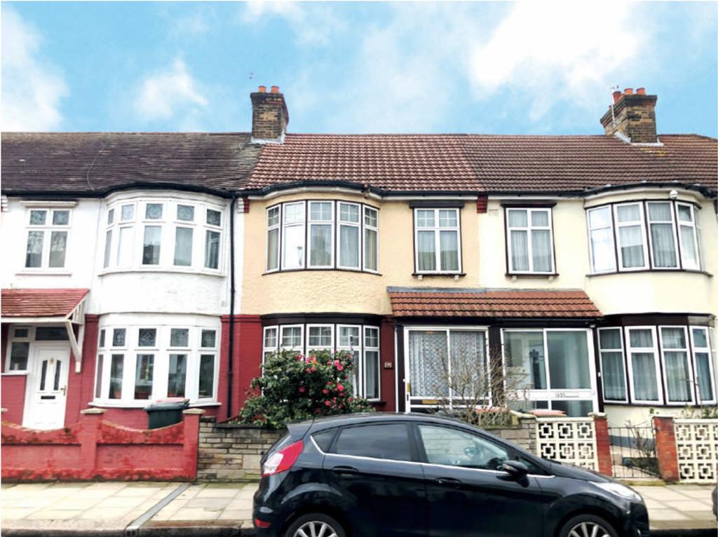 Dersingham Avenue, Manor Park, E12 3 bed terraced house £250,000