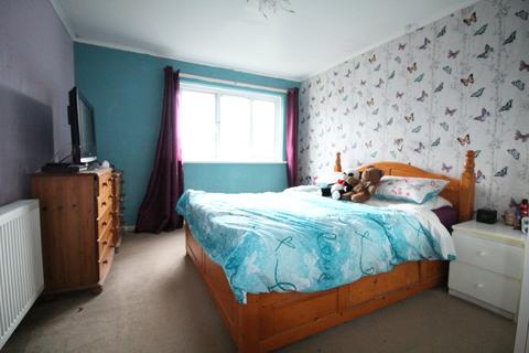 12 Barden Close, Batley, WF17 7JG