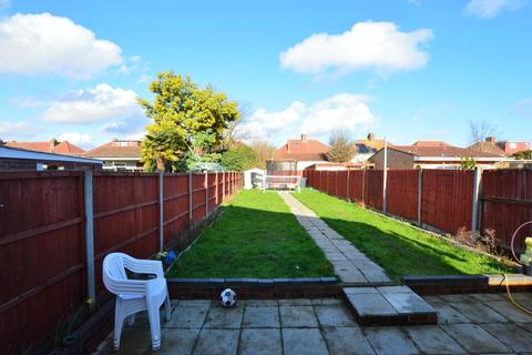 45 Clairvale Road, Hounslow, TW5 9AF