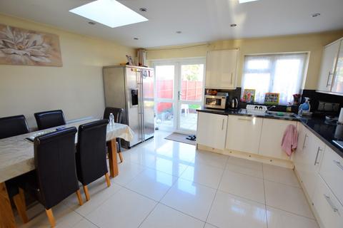45 Clairvale Road, Hounslow, TW5 9AF