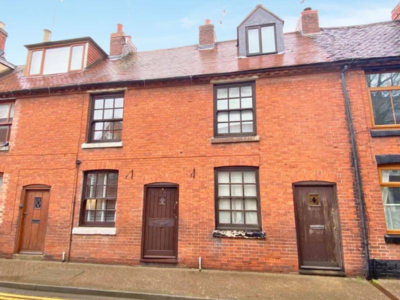 Stratford Road, Alcester 2 bed house £215,000