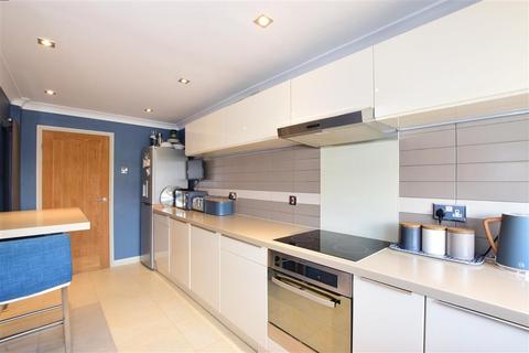 18 Downview Road, Yapton, Arundel, BN18 0HJ