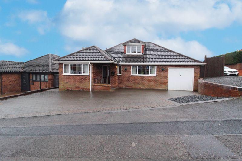 Whetstone Lane, Aldridge, Walsall, WS9 0HH 3 bed detached bungalow £425,000
