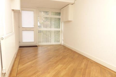 2 Pages Close, Sutton Coldfield, B75 7TA