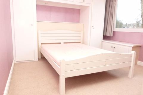 2 Pages Close, Sutton Coldfield, B75 7TA