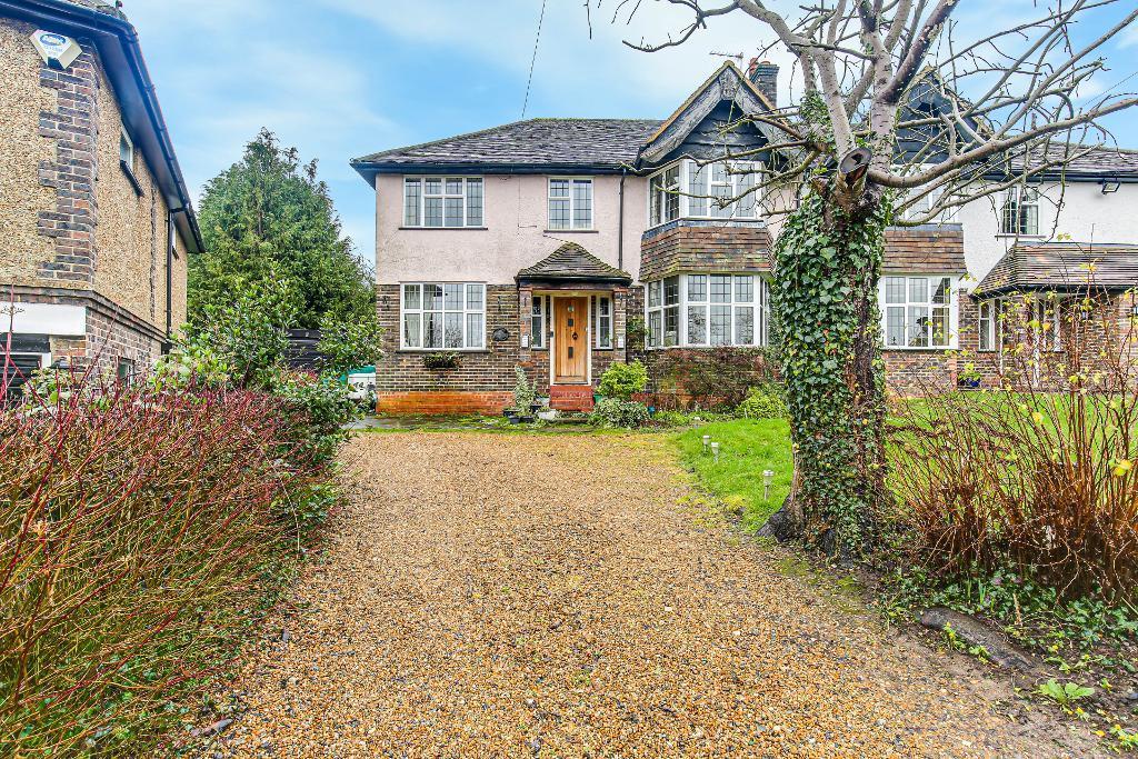 Norfolk Avenue, Sanderstead, South... 5 bed semidetached house £750,000