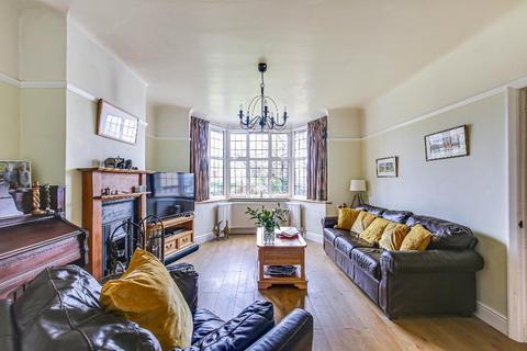9 Norfolk Avenue, South Croydon, CR2 8BT