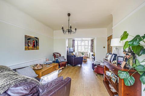 9 Norfolk Avenue, South Croydon, CR2 8BT