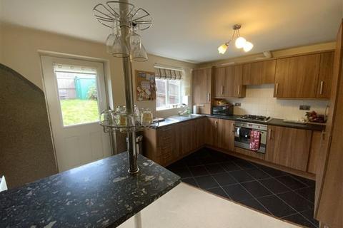 14 Tudor Close, Sheffield, S9 5AS