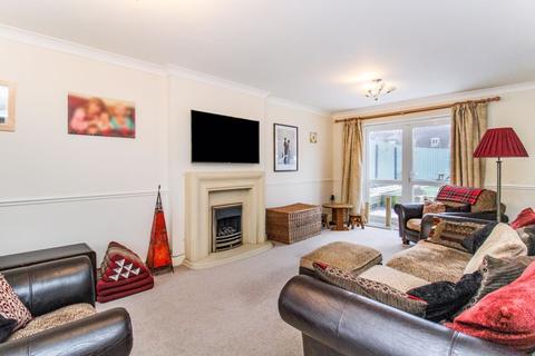 19 Bluebell Close, Leek, ST13 7AW