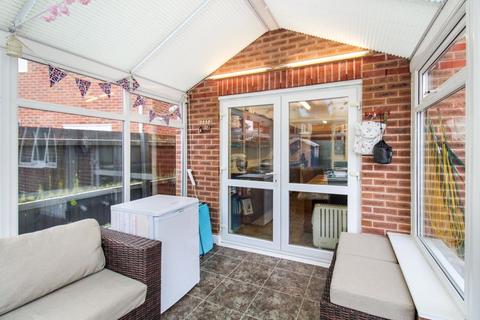 19 Bluebell Close, Leek, ST13 7AW