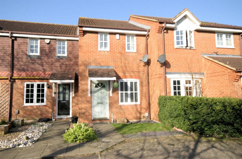 Simpkins Drive, BartonLeClay, Bedford 2 bed terraced house £950 pcm
