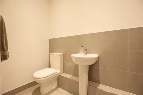 95 Barnwood Avenue, Gloucester, GL4 3AG