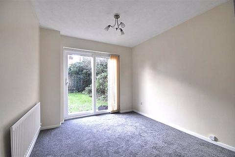 15 Bearcroft Avenue, Great Meadow, Worcester, WR4 0DR