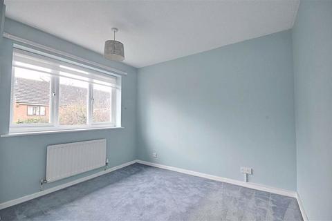 15 Bearcroft Avenue, Great Meadow, Worcester, WR4 0DR