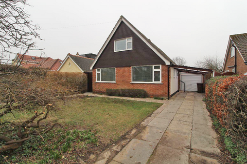 3 bedroom detached house to rent, Argarmeols Road, Formby