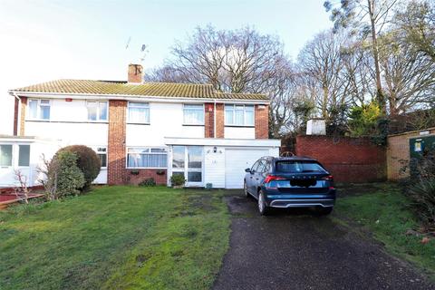 4 Taunton Close, Bexleyheath, DA7 6NN
