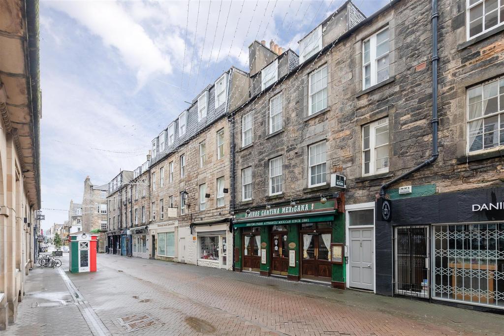 186/3 Rose Street, Edinburgh, EH2 4BA 1 bed flat £189,000