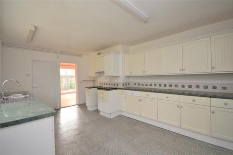 10 Judges Close, Hereford, HR1 2TW